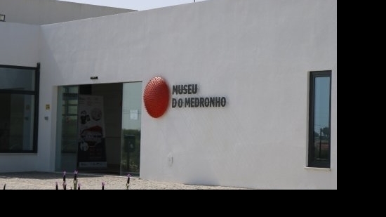 Visita ao Museu do Medronho